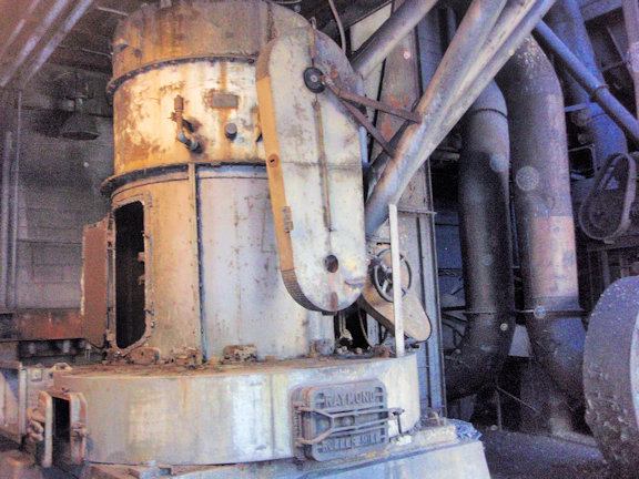 4 Units - Raymond Model 5057 High Side Roller Mills, 75 Hp Drive, Whizzer Mechanical Air Separator)